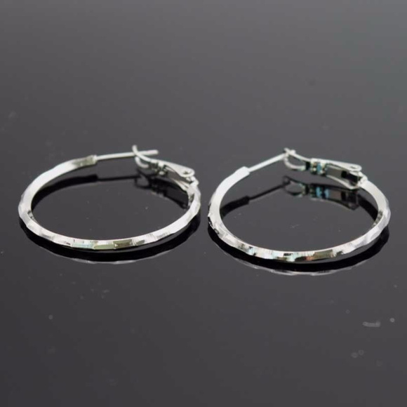 18K White Gold Filled Silver Carved Hoop Earrings 30mm or 1.18" Gorgeous Gift - Picture 2 of 4